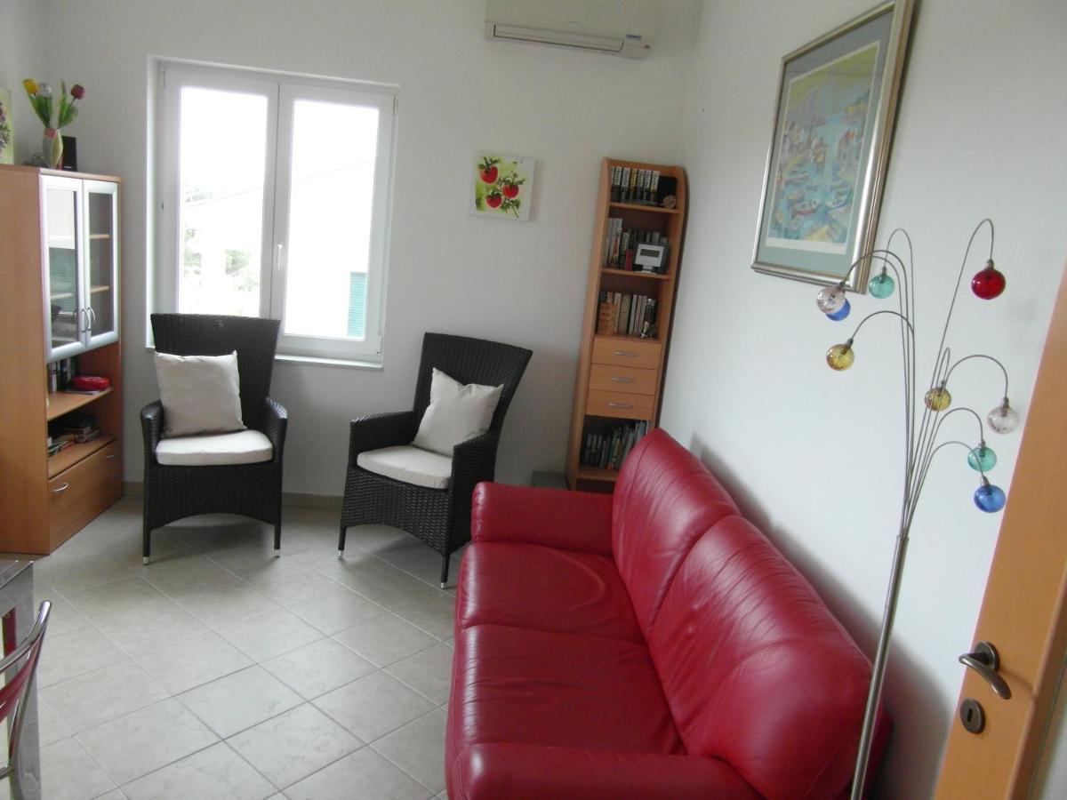 Bentley - Sea-View - 2 Bedroom Apartment Premantura Luaran gambar