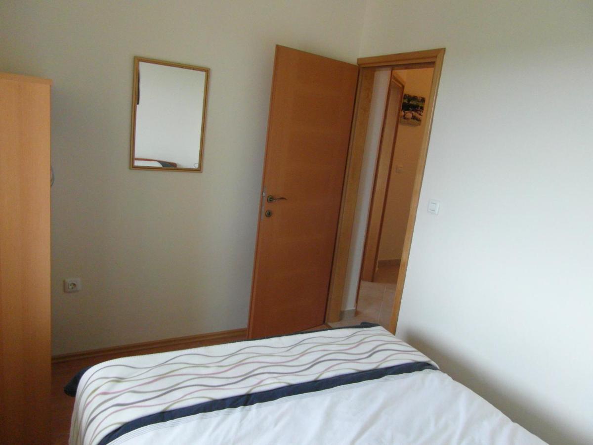 Bentley - Sea-View - 2 Bedroom Apartment Premantura Luaran gambar