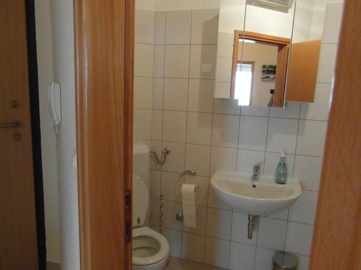 Bentley - Sea-View - 2 Bedroom Apartment Premantura Luaran gambar