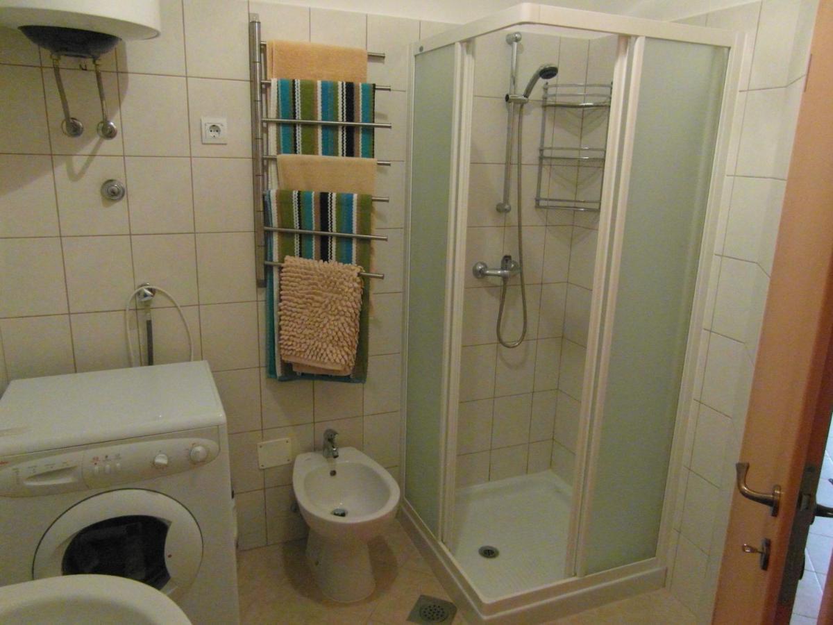 Bentley - Sea-View - 2 Bedroom Apartment Premantura Luaran gambar
