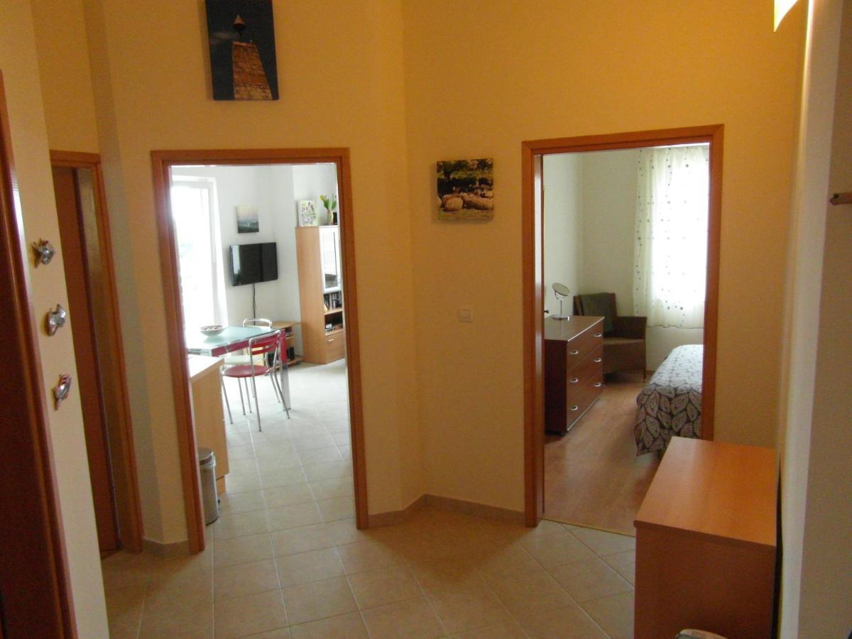 Bentley - Sea-View - 2 Bedroom Apartment Premantura Luaran gambar