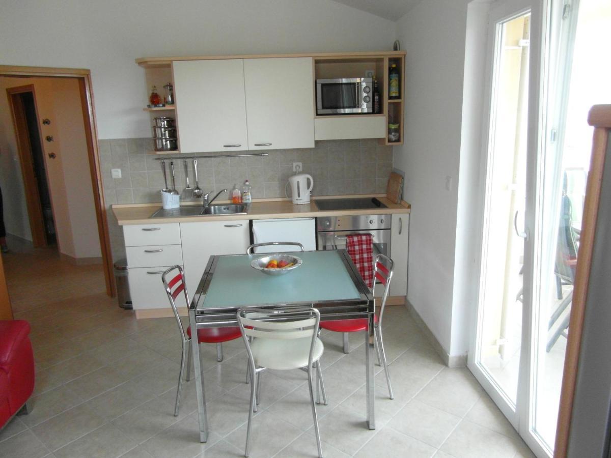 Bentley - Sea-View - 2 Bedroom Apartment Premantura Luaran gambar